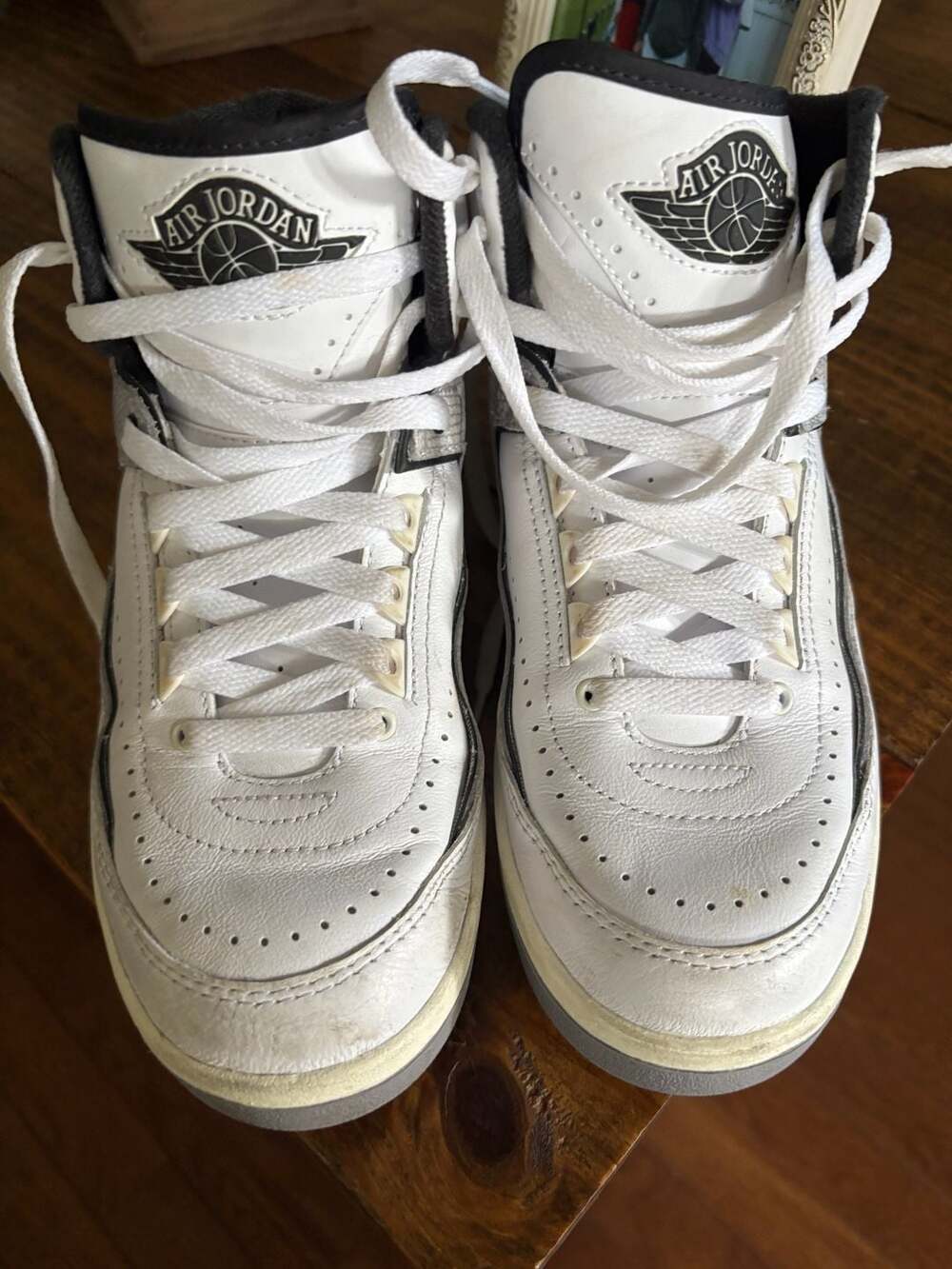 Air Jordan 2 Retro Python Sneakers size 5.5 youth
